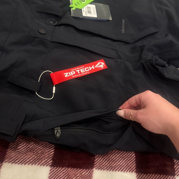 *BRAND NEW* Mens Volcom TechZip Bib - Medium - Picture 4 of 11